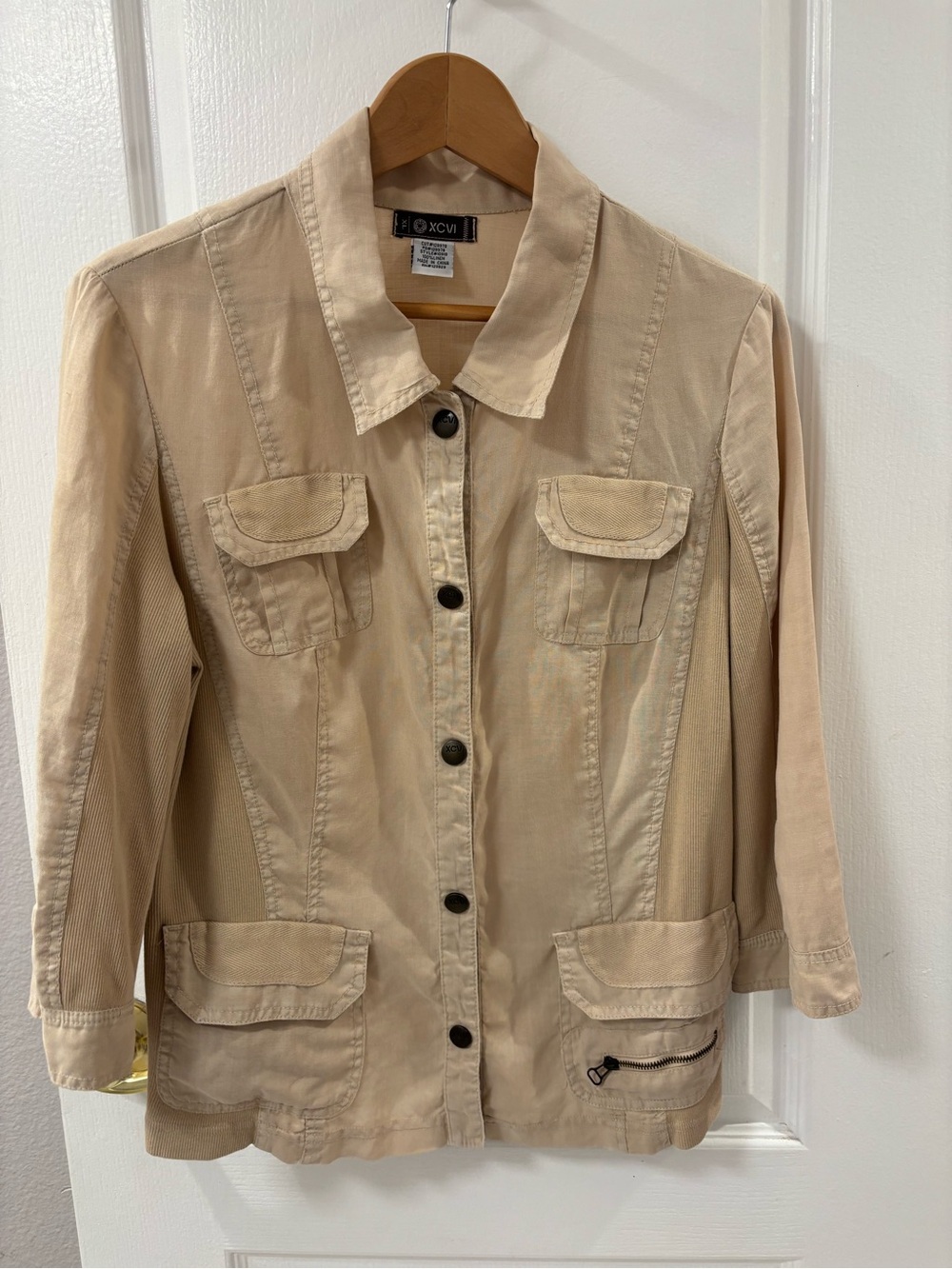 XCVI Linen Neutral Beige Utility Jacket Pockets Snap Buttons Cropped Sleeve